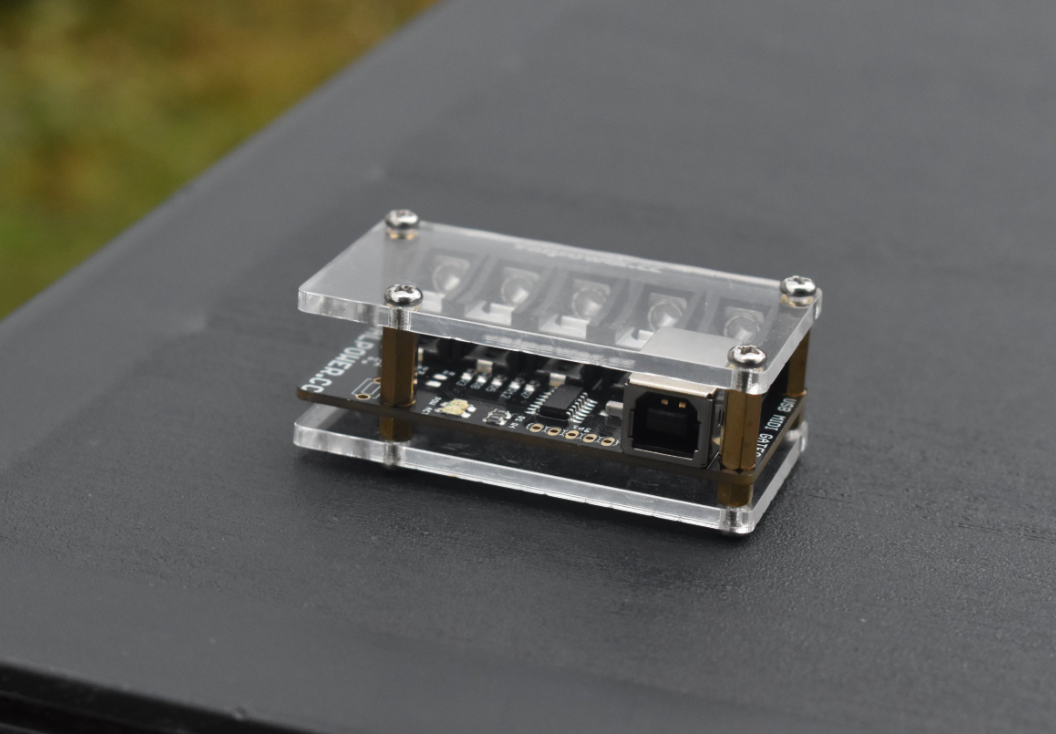 Simple USB midi 5 gate Out (no velocity)
