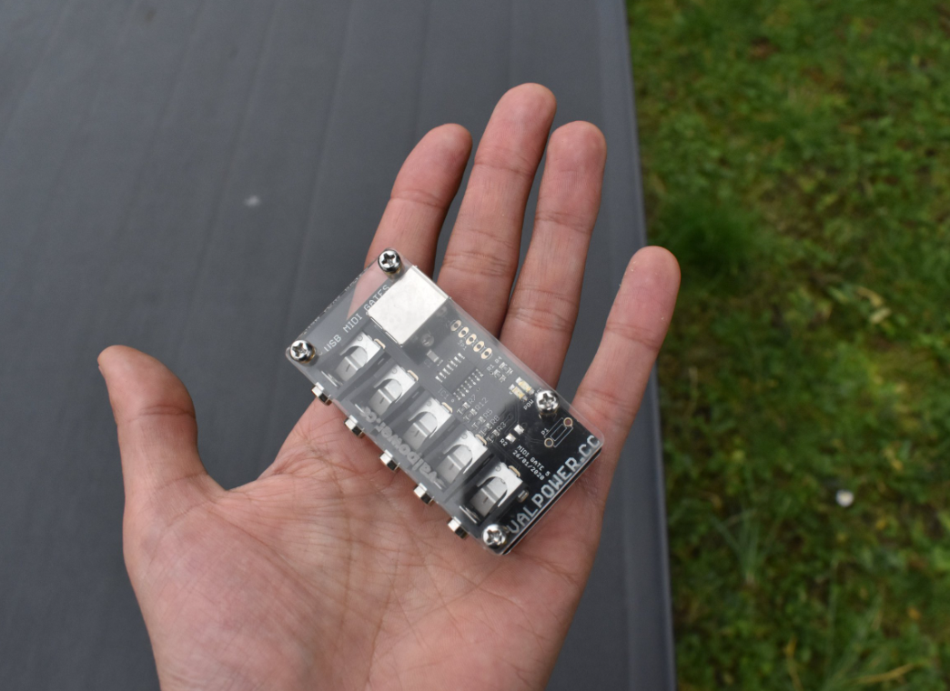 Simple USB midi 5 gate Out (no velocity)